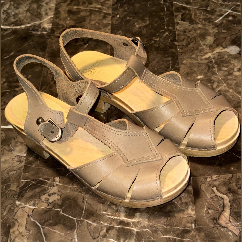 Sven Beige Leather clogs Sandals 39 / 8.5 made in USA